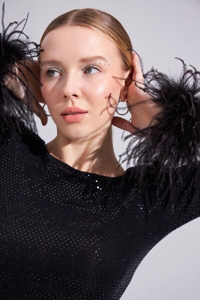 Mozto Patrice Feather Black Long Dress