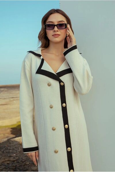 zoe star Πλεκτό φόρεμα με μακριά κουμπιά Λευκή ρίγα ριγέ γιακά με διπλό στήθος