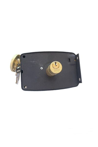 Yuma Iron Door Lock with Spigot