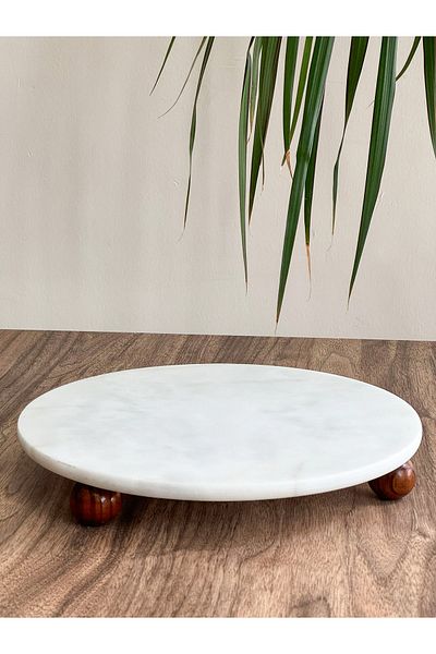 Gemboss 19 CM Natural Marble - Decorative Stand, Presentation Holder with Wooden Marble Legs