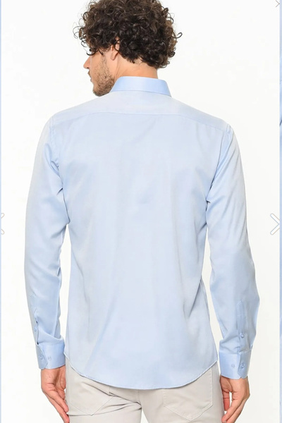Varetta Чоловіча синя сорочка вільного крою з довгими рукавами без кишень