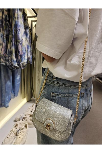 Mercan Stores Women's Mini Shiny Patent Leather Accessory Chain Shoulder Strap Buckle Coin Bag