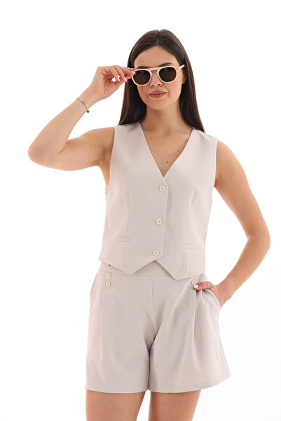 Moda Tuğram Beige Vest and Shorts Set - Buttoned Design