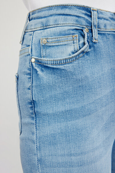 Trendyol Collection Сині преміум-джинси з високою талією та еластичною посадкою TWOAW25JE00000