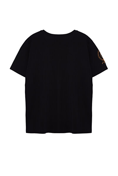 Trendyol Curve Black Crew Neck Embroidered Sleeve - 100% Cotton Wide Cut T-Shirt