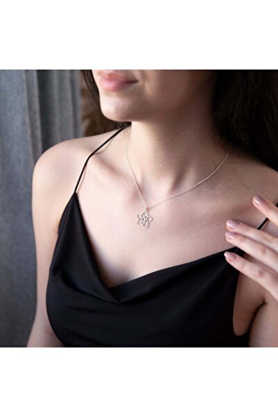 Genel Markalar Venüs Aşk Çiçeği Kolye