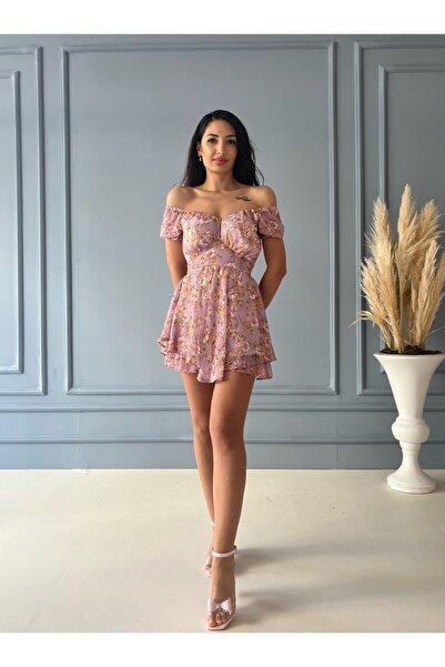 Rabia Çelik Asimetrik Etekli Çiçek Desen Lila Şifon Elbise