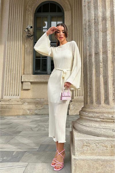 Afiş Butik Rochie din țesătură plisată cu mâneci spaniole ecru