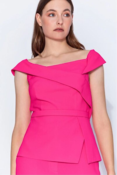 KAMEYA -ASİMETRİK YAKA KRUVAZE BLUZ