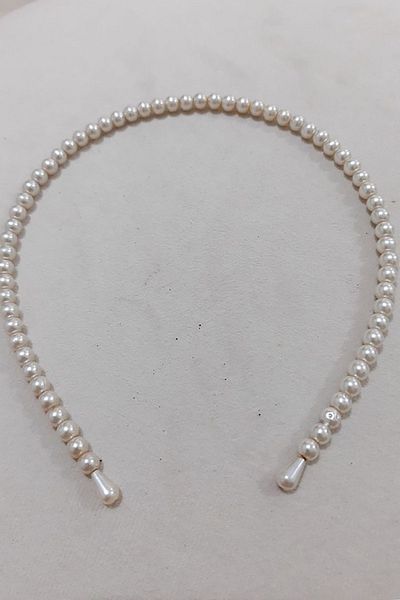 TAKIŞTIR White Color Pearl Detailed Crown