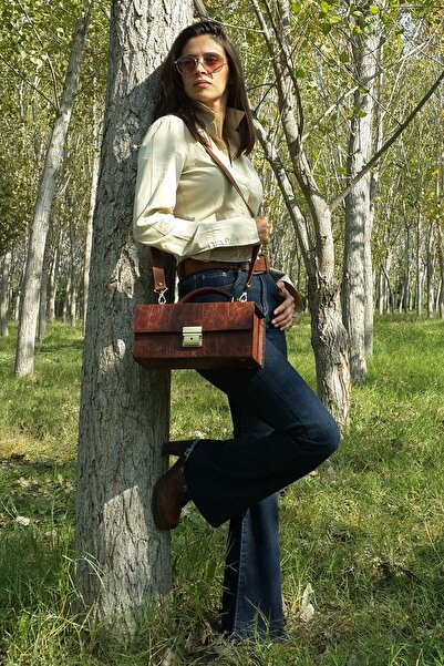 FİLİZ ENGİN Hakiki Deri Kutu Formlu El Ve Omuz Çantası