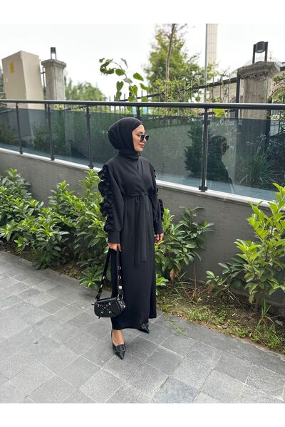 ZEHRA ÇAMRAN BÜZGÜ DETAYLI ABAYA