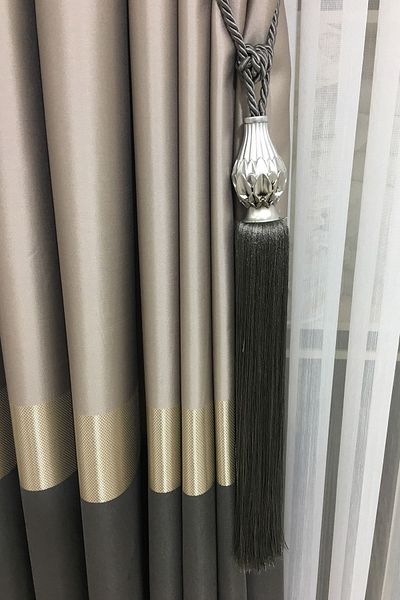 Halis Ticaret Luxury Background or Tulle Curtain Binding Apparatus Cornişe Takmatik Single Piece