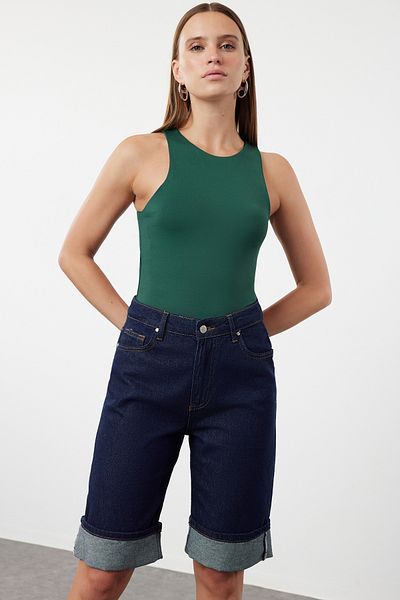 Trendyol Collection Flexibler Neckholder-Body in Smaragdgrün - Snap Knitted TWOSS20BD0044