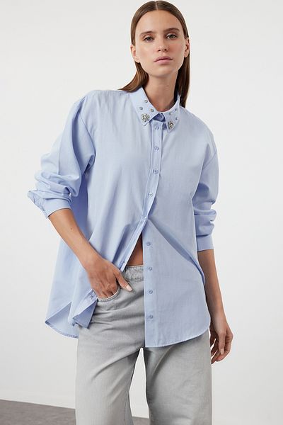 Trendyol Collection Modrá oversize košile s detailem kamene - TWOAW24GO00168