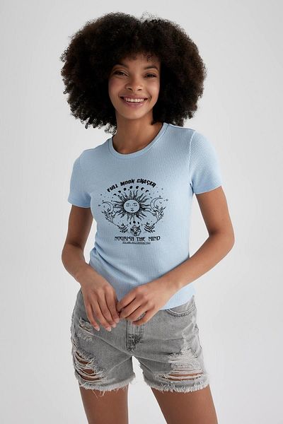 DeFacto Waffle Patterned Crew Neck Short Sleeve T-Shirt - A6290ax23sm
