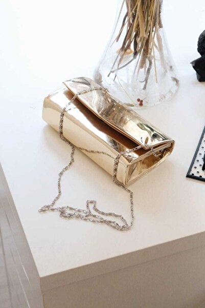 Moom Bag Geantă de umăr Mini Box din piele lacuită de damă