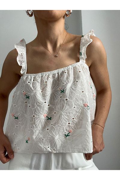 soBasic Yellow Embroidered Scallop Strap Blouse - Pink-white