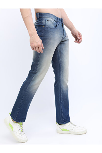 Highlander By Styli Mid Rise Light Fade Jeans with Pockets