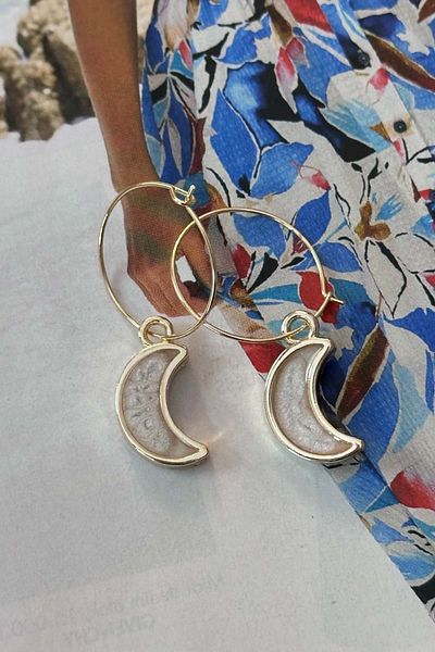 Trendy Butik أقراط موديل القمر من حجر اللؤلؤ