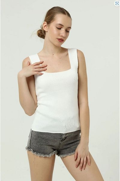 Housess Γυναικεία Slim Crop καλοκαιρινή μπλούζα - Χοντρό λουράκι, τετράγωνος γιακάς, πλεκτό ύφασμα