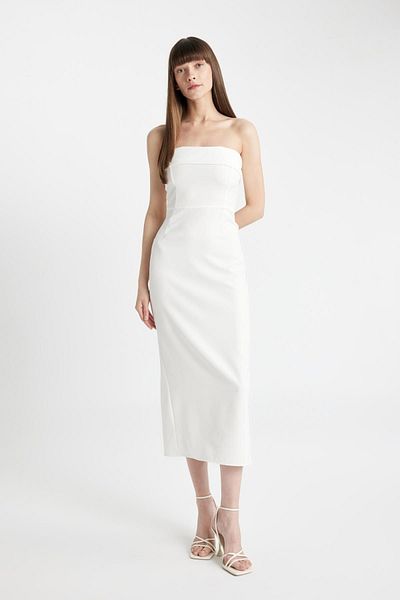 DeFacto Figurbetontes, trägerloses, ärmelloses Maxikleid D3268AXNS
