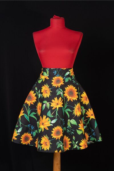 Sihirli Düğmeler Flared Skirt