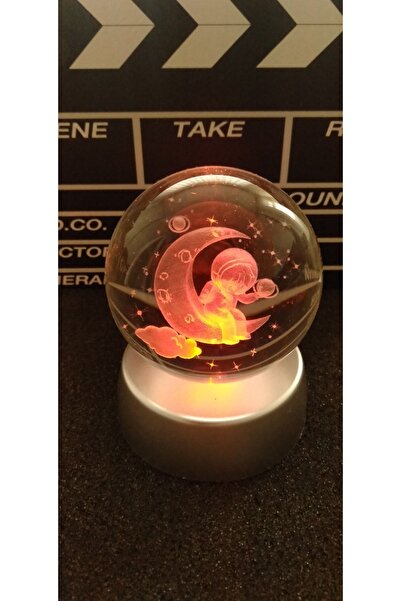 KUZEYPOL Kristal 3d Işıklı Renk Değiştiren Standlı Hilal Ve Astronot Uzay Tasarımı Cam Küre