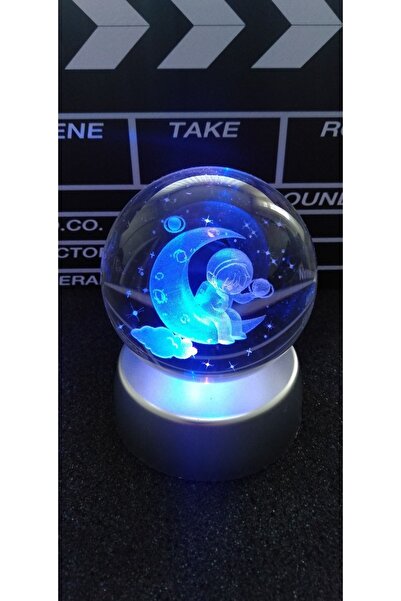 KUZEYPOL Kristal 3d Işıklı Renk Değiştiren Standlı Hilal Ve Astronot Uzay Tasarımı Cam Küre