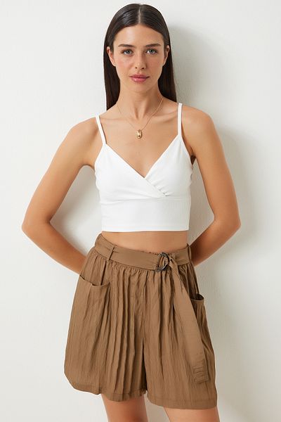Happiness İstanbul Weißes, kurz geschnittenes Strick-Bustier für Damen MX00078