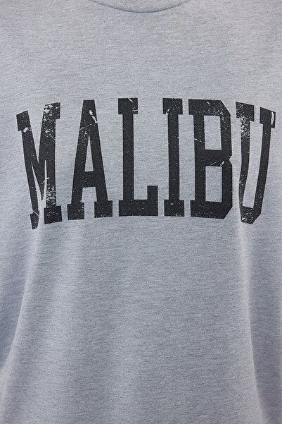 Trendyol Collection Šedá melanž 100% bavlna City Slogan Potištěný Oversize/Pohodlný střih Pletené tričko TWOSS24TS00127