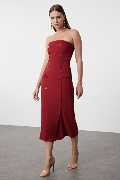 Trendyol Collection Piros, egyenes vágású gombrészlet, pánt nélküli Midi szőtt ruha TWOAW24EL00418