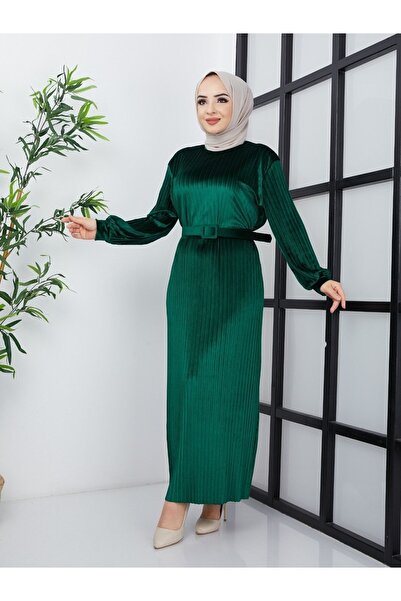 Kübra Giyim فستان حجاب مطوي من القماش المخملي