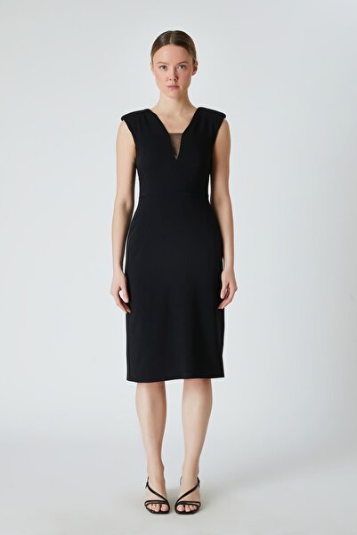 FEVER V yakalı midi boy siyah elbise