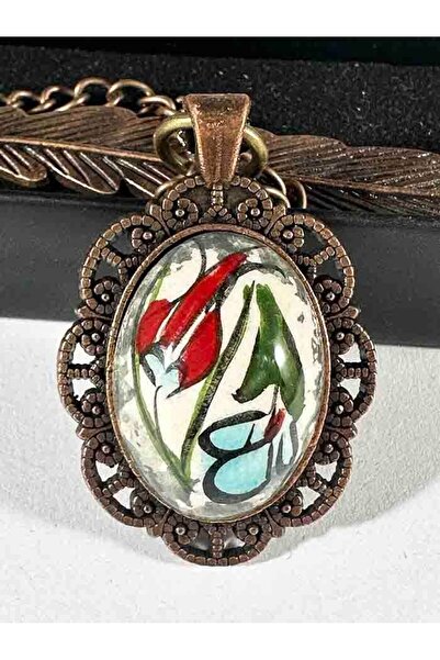 Çini Evi تألق الربيع - إشارة مرجعية للبلاط