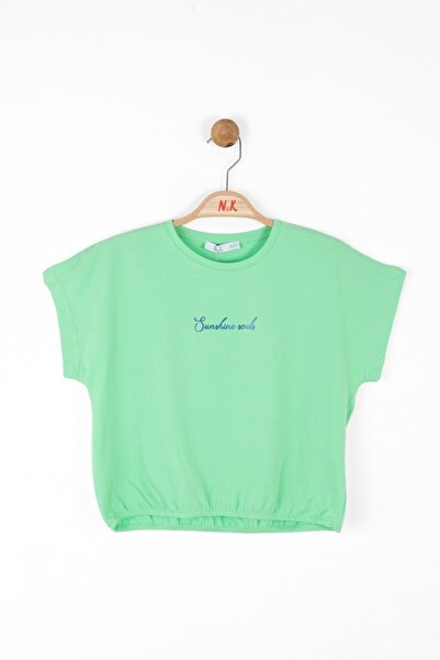 nk kids تيشيرت بناتي - تفاصيل نص على الجهة الأمامية، موديل 36445