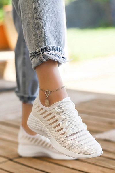 kajal ayakkabı White Lily Knitwear Pantofi sport Alb