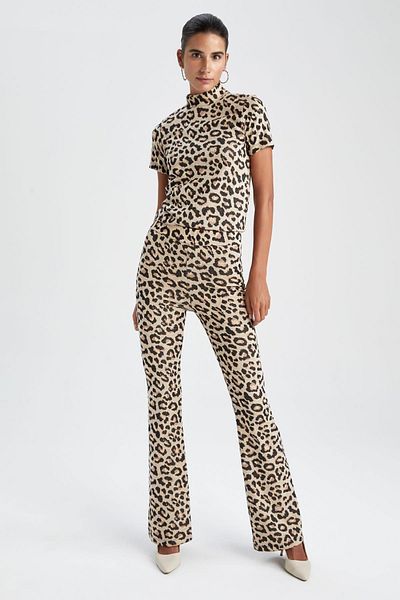 DeFacto Leopard Print Slim Fit T-Shirt - Half Turtleneck, Jacquard, Short Sleeve Y8145az22au
