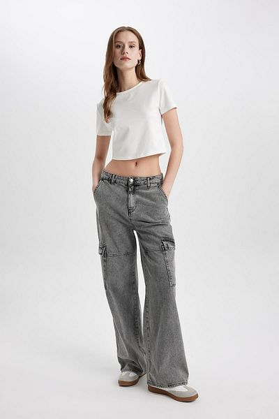 DeFacto Slim Fit Slim Fit kerékpáros nyakú rövid ujjú póló C4332ax24sp