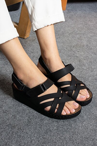 AlbiShoes صندل نسائي ناعم بكعب خفيف - صندل الأم اليومي بنعل تشريحي 4.5 سم