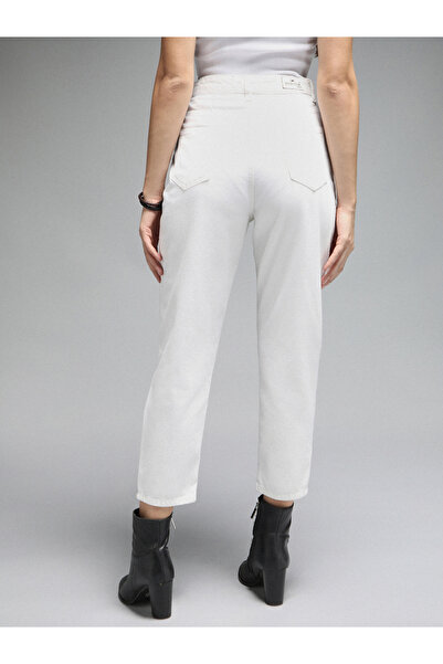 High Star By Styli High Rise Clean Look Mom Fit Cropped Jeans