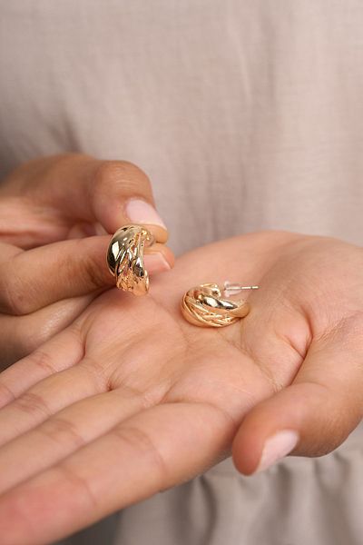 Elika Silver أقراط مجوهرات نسائية من Gold Twirl - موديل