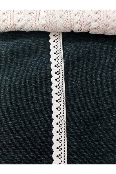 Sultan Cotton lace - powder - 10m