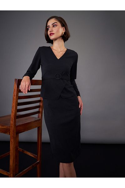 Sassafras By Styli V Neck Buckle Detail Knee Length Dress