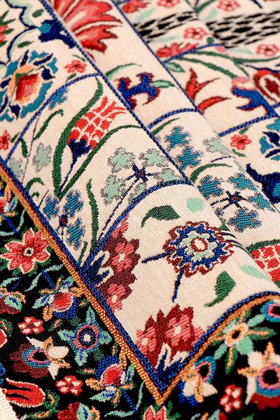 Bursa İpek Black Carnation Patterned Tapestry Prayer Rug