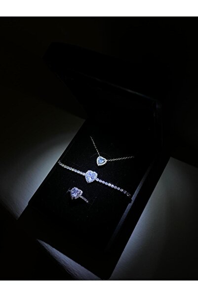 DMR Accessoire Işıklı kutuda çelik kolye bileklik yüzük 3 set hediyelik set sevgililer günü hediyesi