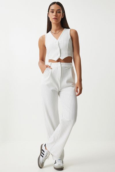 Happiness İstanbul Fehér Pinstripe női kötött mellény és nadrág szett - MC00287