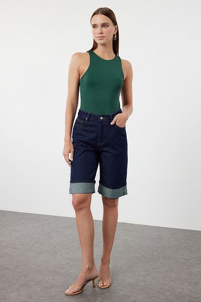 Trendyol Collection Flexibler Neckholder-Body in Smaragdgrün - Snap Knitted TWOSS20BD0044