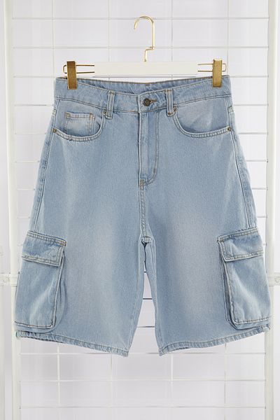Trendyol Collection Blaue Shorts mit weiter Passform - Baggy Cargo Pocket, Bermuda TMNSS24SR00072