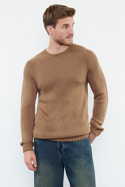 Trendyol Collection Nerz Slim Fit Slim Fit Rundhalsausschnitt Raglanärmel Basic Strickpullover TMNAW25KZ00000